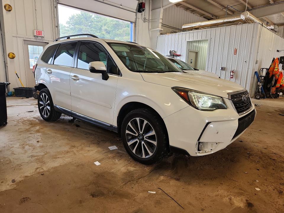 2018 Subaru Forester VIN JF2SJGWC0JH458593 COPART salvage auction — REAR END, MN - CERT OF TITLE-SALVAGE, sold $250 on 2026-07-23 (photo 4)