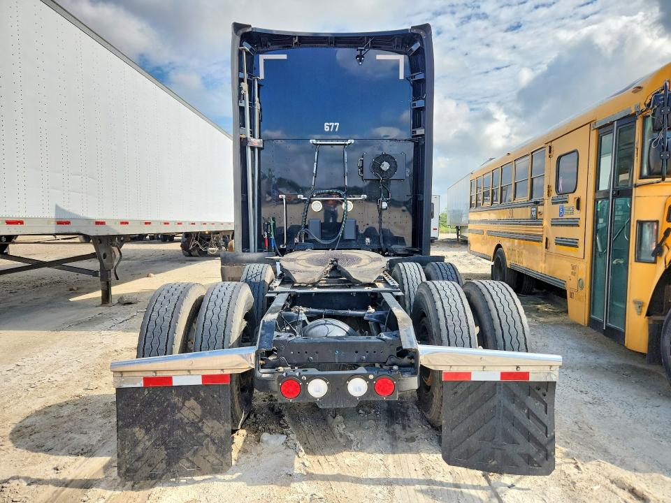 2022 Kenworth All other VIN 1XKYDP9X1NJ140743 COPART salvage auction — FRONT END, TX - SALVAGE VEHICLE TITLE (P), sold $11,100 on 2026-07-23 (photo 6)