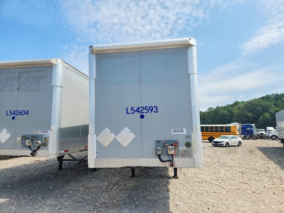 2017 Wabash dry van Dry van VIN 1JJV532D8HL001469 COPART salvage auction — NORMAL WEAR, CT, sold $1,150 on 2026-08-18 (photo 5)