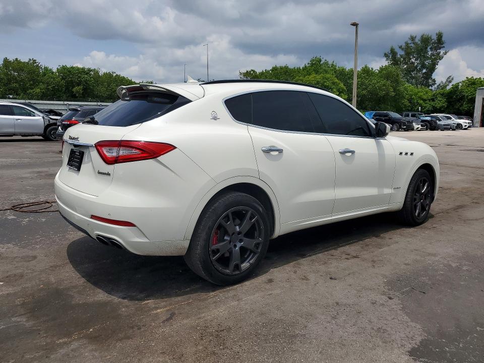 2018 Maserati All other VIN ZN661YUS0JX284352 COPART salvage auction — MINOR DENT/SCRATCHES, Fl - Cert Of Title-Rebuilt, sold $3,900 on 2026-08-04 (photo 3)