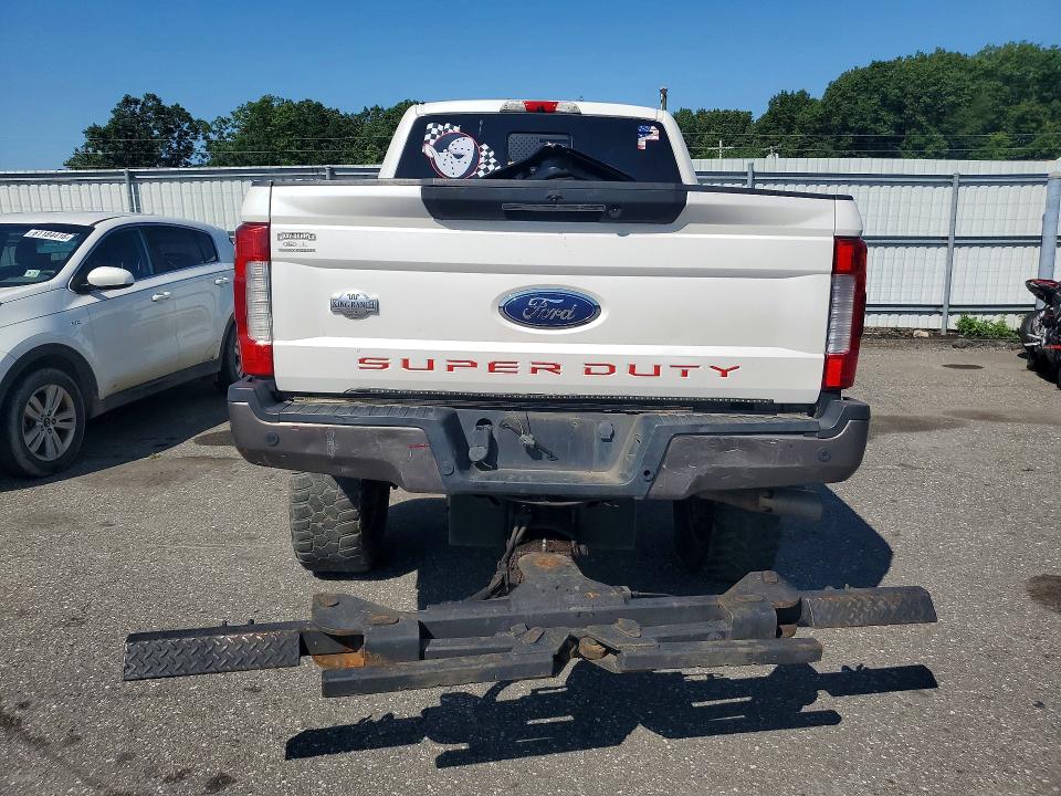 2018 Ford F250 VIN 1FT7W2BT0JEC36250 COPART salvage auction — MINOR DENT/SCRATCHES, PA - RECONSTRUCTED CLEAN, sold $8,900 on 2026-07-28 (photo 6)