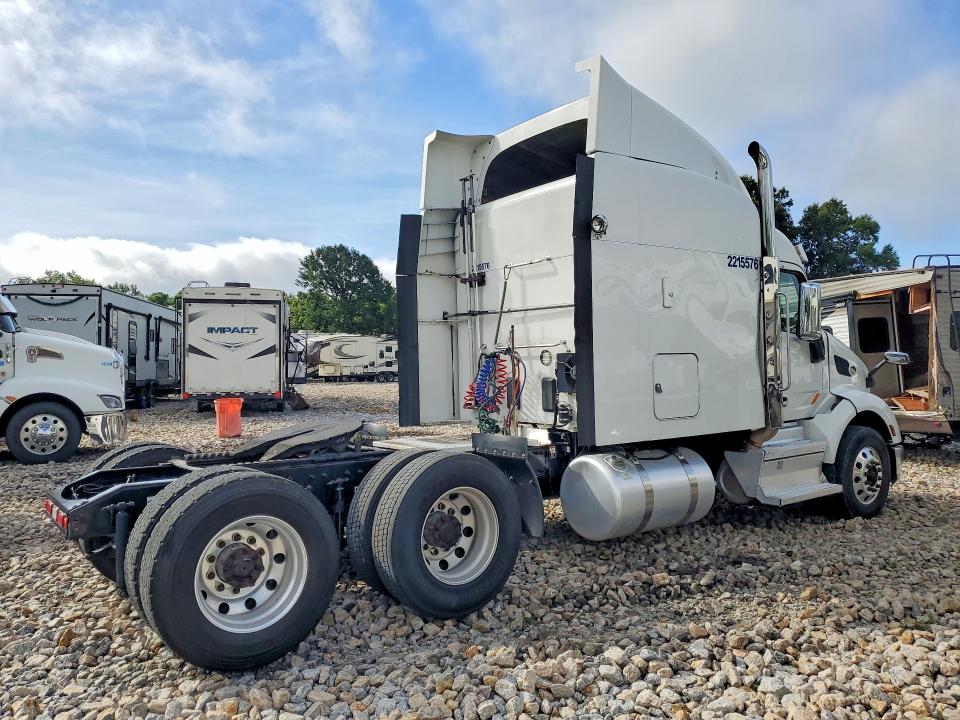 2019 Peterbilt All models VIN 1XPBDP9X1KD269835 COPART salvage auction — NORMAL WEAR, CT, sold $9,600 on 2026-08-31 (photo 3)
