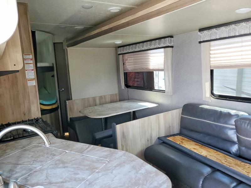 2020 Coach Catali VIN 5ZT2CARB6LU035664 COPART salvage auction — HAIL, CO - CERTIFICATE OF TITLE (P), sold $7,800 on 2026-08-11 (photo 6)