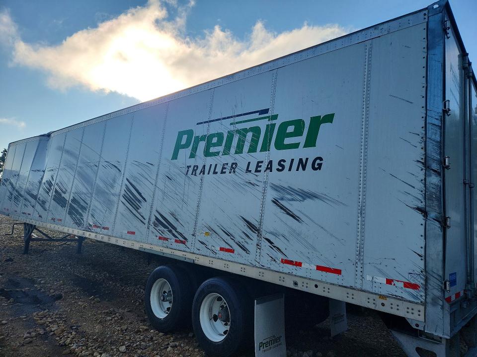 2027 Wabash Trailers VIN 1JJV532D4VL715594 COPART salvage auction — SIDE, SC, sold $9,200 on 2026-09-22 (photo 2)