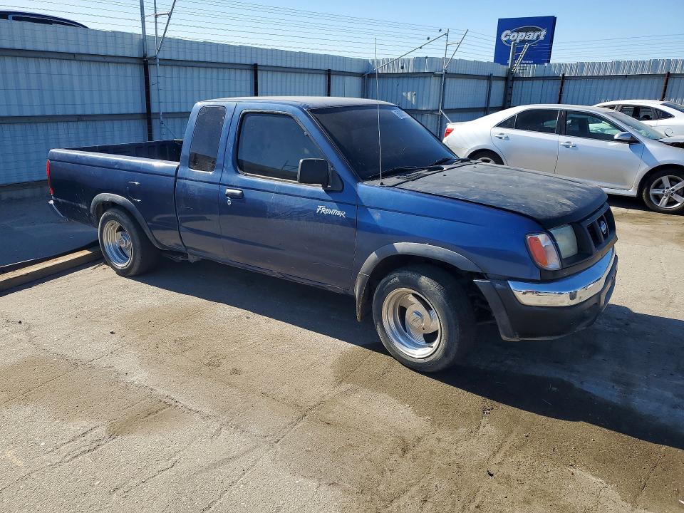 2000 Niss Frontier VIN 1N6DD26S6YC389275 COPART salvage auction — FRONT END, SC, sold $1,350 on 2026-07-31 (photo 4)