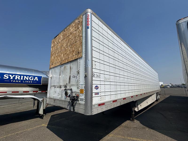 2025 Utility trailer manufacture Reefer trl VIN 1UYVS2307S2293802 COPART salvage auction — FRONT END, WA - VEH CERT OF OWNERSHIP-SALVAGE (P), sold $1,350 on 2026-07-31 (photo 1)