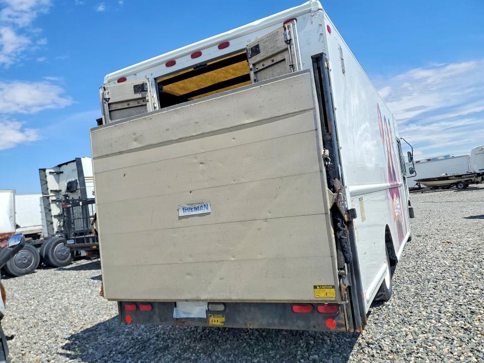 2008 Frht - freightliner All other VIN 4UZAAPDU48CAA9084 COPART salvage auction — FRONT END, IN - DIS/DLR/EXP ONLY CLEAN TITLE, sold $275 on 2026-08-11 (photo 3)