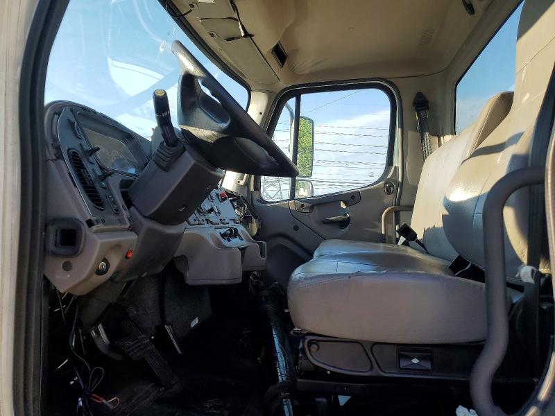2020 Freightliner All other VIN 3ALACWFB8LDLX6498 COPART salvage auction — MECHANICAL, IN - CERTIFICATE OF TITLE (P), sold $9,300 on 2026-07-28 (photo 7)