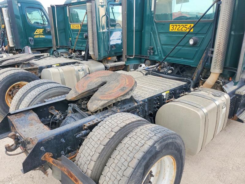 2018 Mack All other VIN 1M1AW01X2JM010585 COPART salvage auction — MINOR DENT/SCRATCHES, IN - CERTIFICATE OF TITLE, sold $2,800 on 2026-07-31 (photo 6)