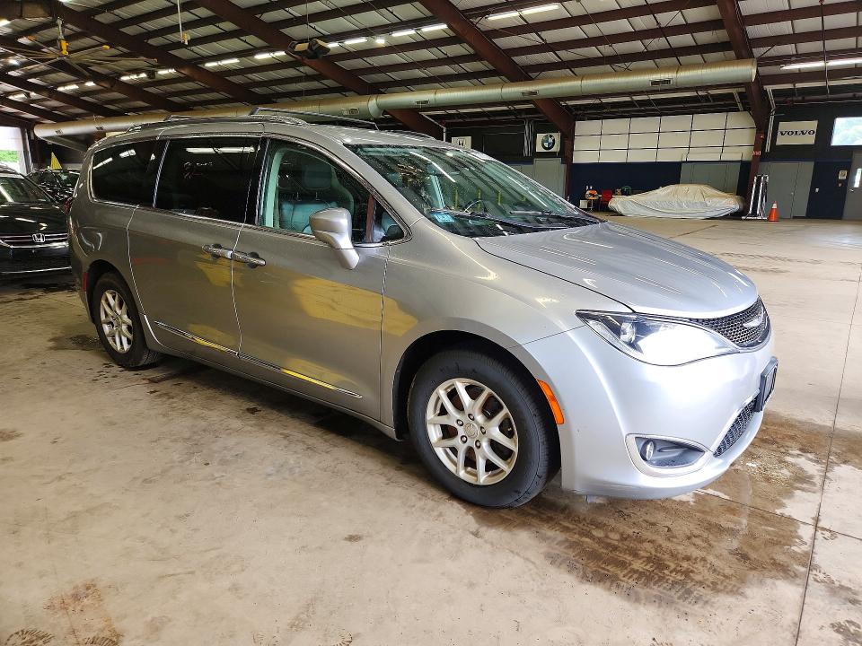 2020 Chrysler Pacifica VIN 2C4RC1BG8LR276905 COPART salvage auction — MINOR DENT/SCRATCHES, Ma - Certificate Of Title, sold $450 on 2026-10-08 (photo 4)