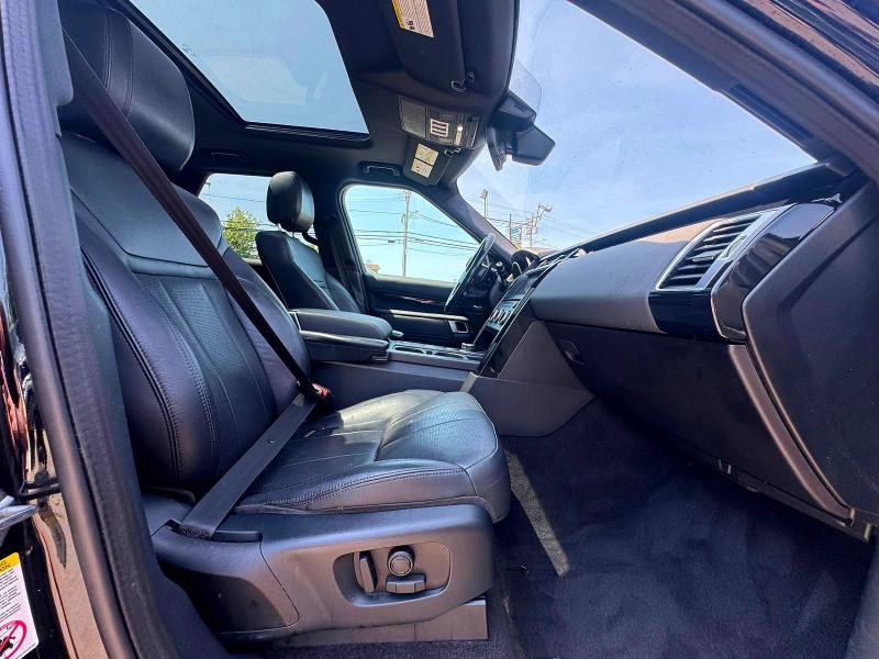 2020 Land rover Discovery VIN SALRG2RV0L2427595 COPART salvage auction — NORMAL WEAR, IN - CERTIFICATE OF TITLE (P), sold $10,400 on 2026-07-27 (photo 5)