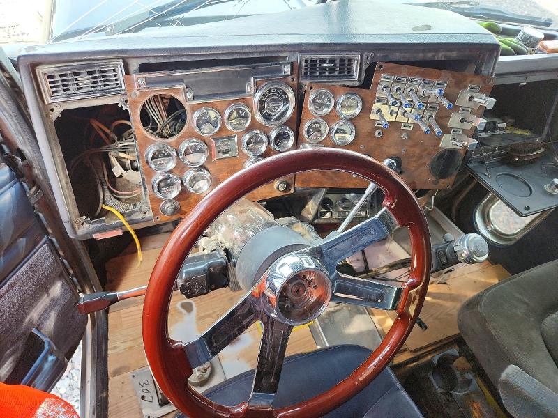 1996 Peterbilt All other VIN 1XP5D69X0TN419985 COPART salvage auction — ROLLOVER, IA - CERT OF TITLE-SALVAGE TITLE, sold $7,200 on 2026-08-13 (photo 8)