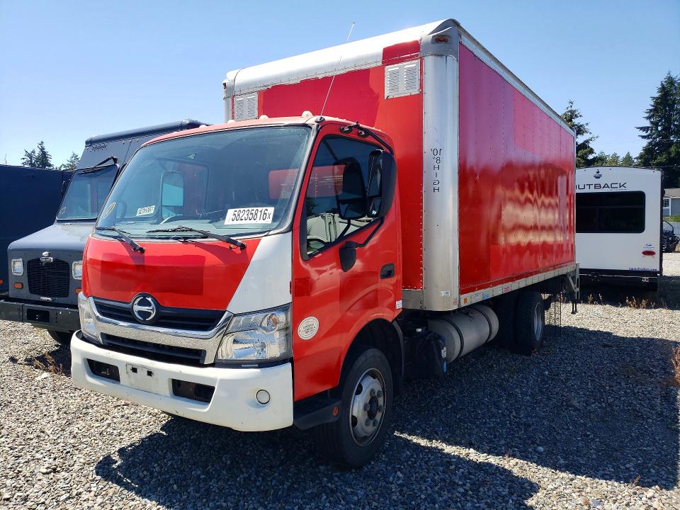 2017 Hino All other VIN JHHSDM2HXHK005856 COPART salvage auction — MECHANICAL, CT, sold $1,050 on 2026-07-13 (photo 1)