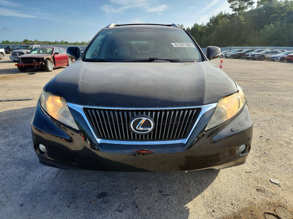2011 Lexus Rx350 VIN JTJZK1BA2B2411949 COPART salvage auction — MINOR DENT/SCRATCHES, SC - CERTIFICATE OF TITLE, sold $4,800 on 2026-07-27 (photo 5)