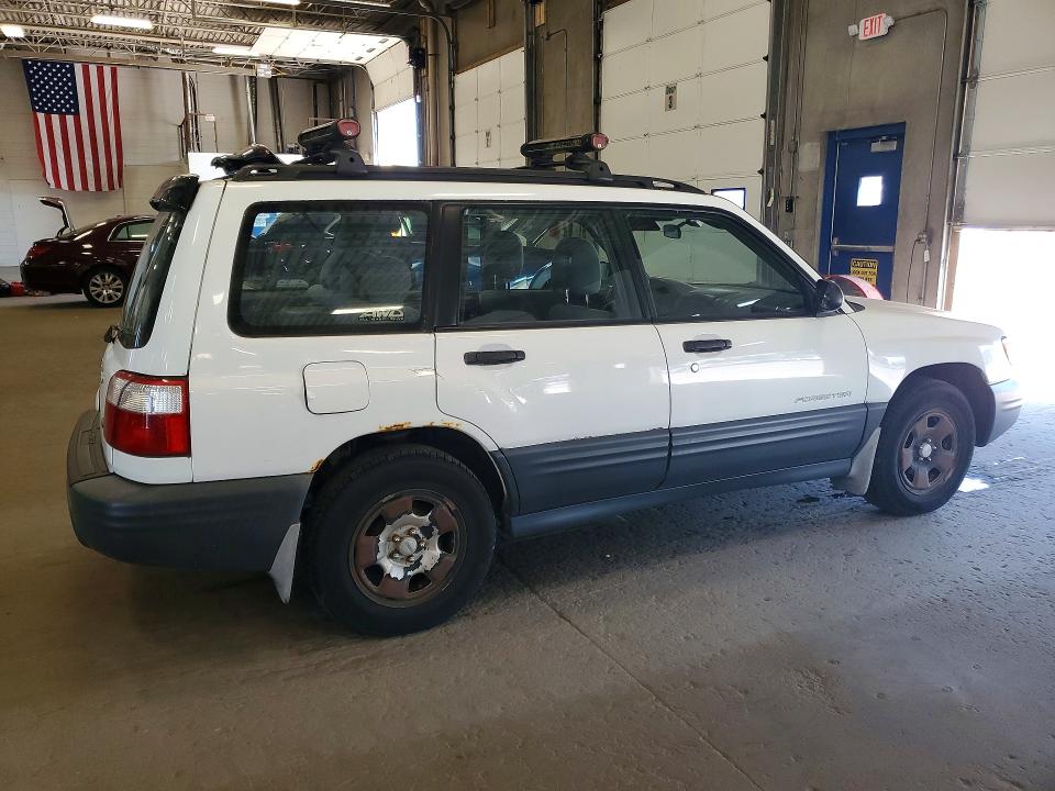2001 Suba Forester VIN JF1SF63551G764703 COPART salvage auction — MINOR DENT/SCRATCHES, MN - CERTIFICATE OF TITLE, sold $250 on 2026-07-21 (photo 3)