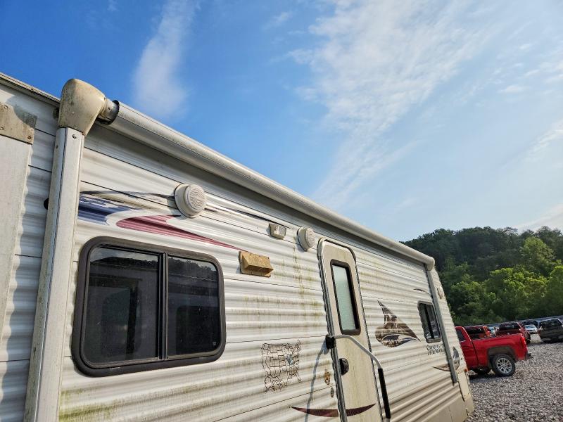 2011 VIN 4YDT31120B3105114 COPART salvage auction — NORMAL WEAR, CT, sold $1,150 on 2026-09-08 (photo 9)