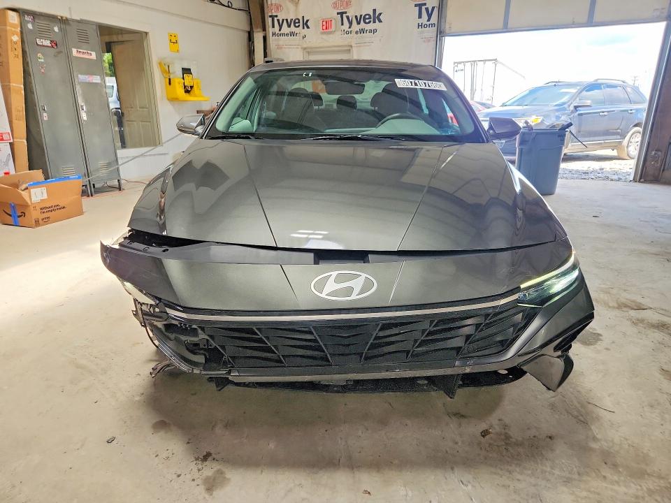 2025 Hyundai Elantra VIN KMHLS4DG6SU000503 COPART salvage auction — FRONT END, Fl - Certificate Of Title, sold $9,000 on 2026-08-03 (photo 5)
