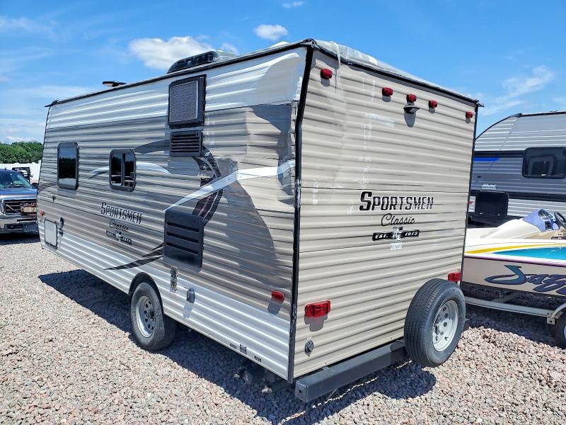 2019 Kz-rv Sportsmen VIN 4EZTK2013K4042149 COPART salvage auction — WATER/FLOOD, ST, sold $40 on 2026-07-30 (photo 3)