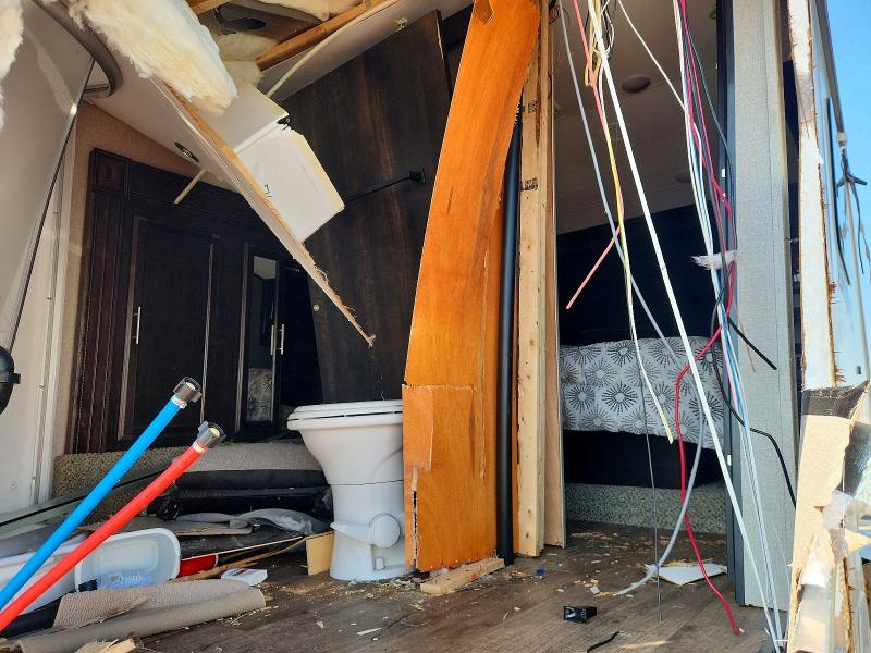 2020 Jayco All models VIN 1UJCJ0BR9L1PR0371 COPART salvage auction — ALL OVER, JT, sold $50 on 2026-09-02 (photo 5)