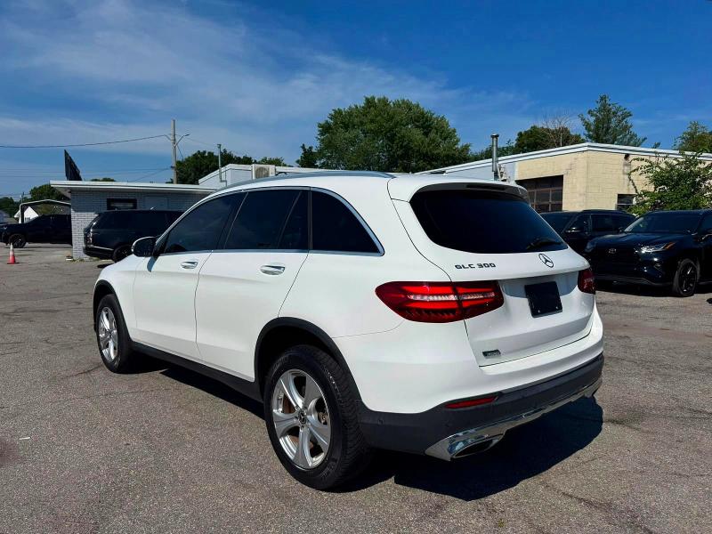 2018 Mercedes-benz Glc VIN WDC0G4JB8JV016447 COPART salvage auction — NORMAL WEAR, PA - CERT OF TITLE (P), sold $9,900 on 2026-07-27 (photo 3)