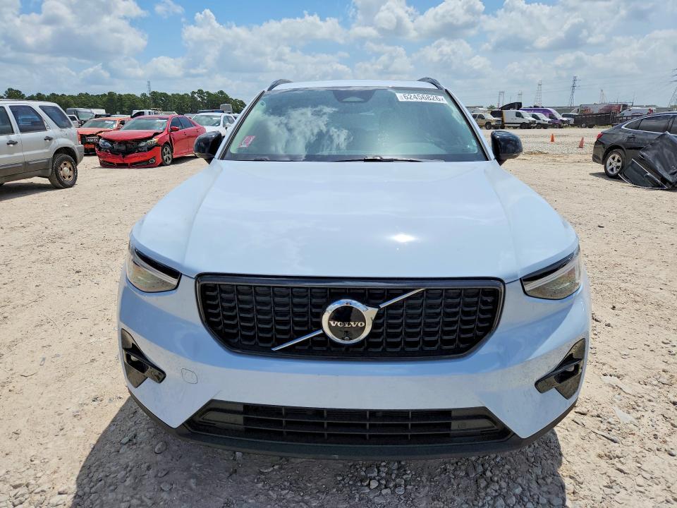 2025 Volvo Xc40 VIN YV4L12UC5S2537901 COPART salvage auction — REAR END, TX - SALVAGE VEHICLE TITLE, sold $13,500 on 2026-07-31 (photo 5)