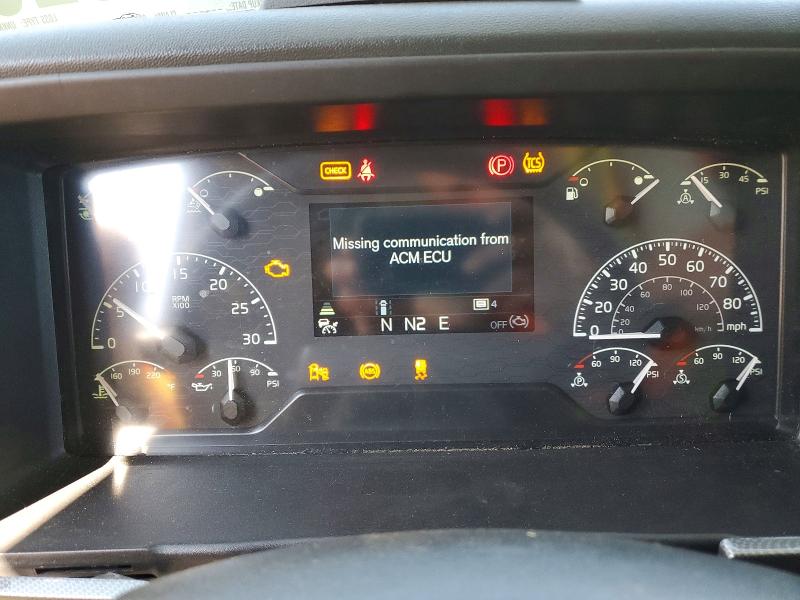 2019 Volv Vn VIN 4V4NC9EH8KN193833 COPART salvage auction — MECHANICAL, CT, sold $22,900 on 2026-07-28 (photo 8)