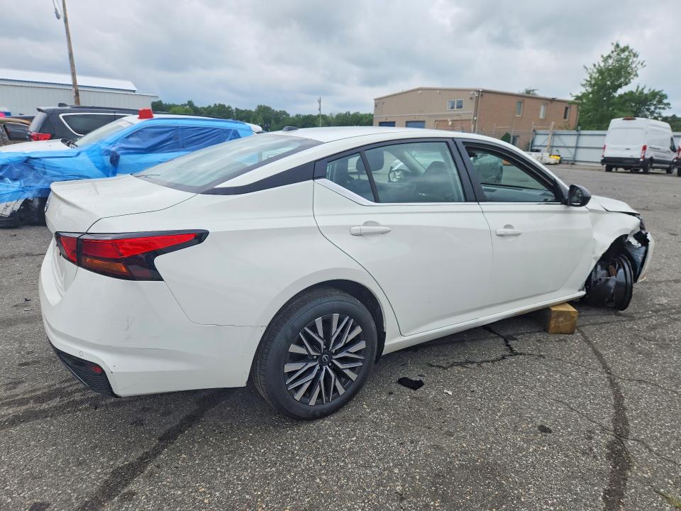 2026 Nissan Altima VIN 1N4BL4DV6TN312351 COPART salvage auction — FRONT END, Fl - Certificate Of Title, sold $11,100 on 2026-08-03 (photo 3)