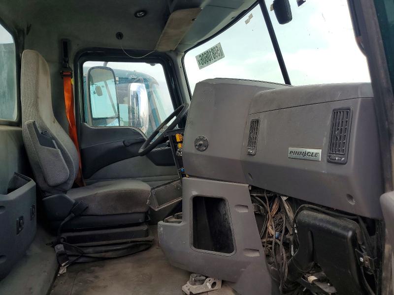2018 Mack All other VIN 1M1AW01X2JM010585 COPART salvage auction — MINOR DENT/SCRATCHES, IN - CERTIFICATE OF TITLE, sold $2,800 on 2026-07-31 (photo 5)