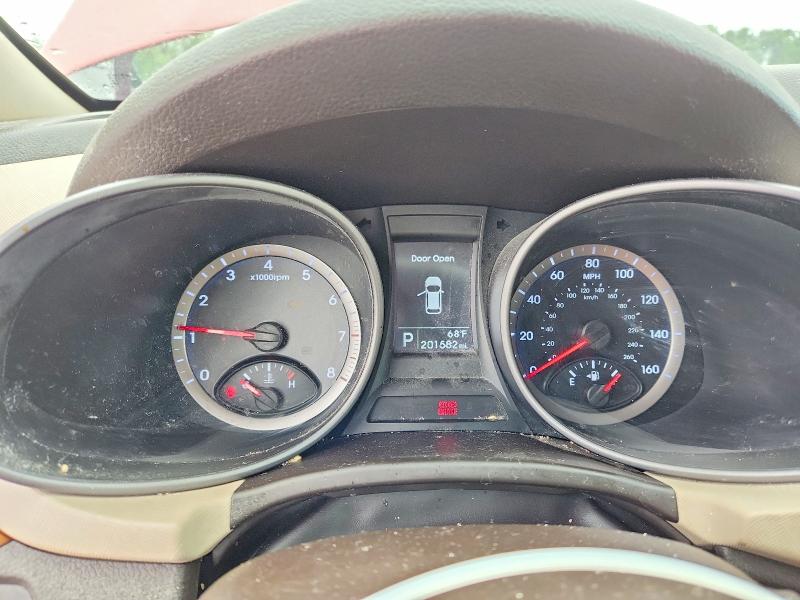 2015 Hyundai Santa fe VIN 5XYZTDLB5FG280262 COPART salvage auction — MINOR DENT/SCRATCHES, CT, sold $925 on 2026-07-17 (photo 9)