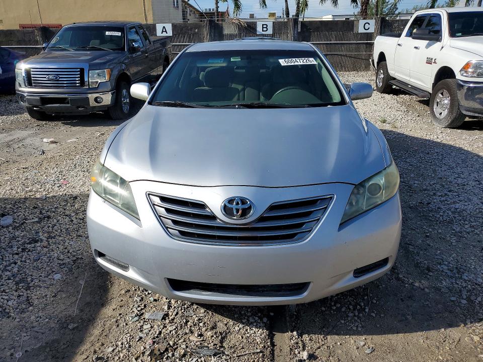 2008 Toyota Camry VIN 4T1BB46K98U048616 COPART salvage auction — MINOR DENT/SCRATCHES, Fl - Certificate Of Title, sold $350 on 2026-07-10 (photo 5)