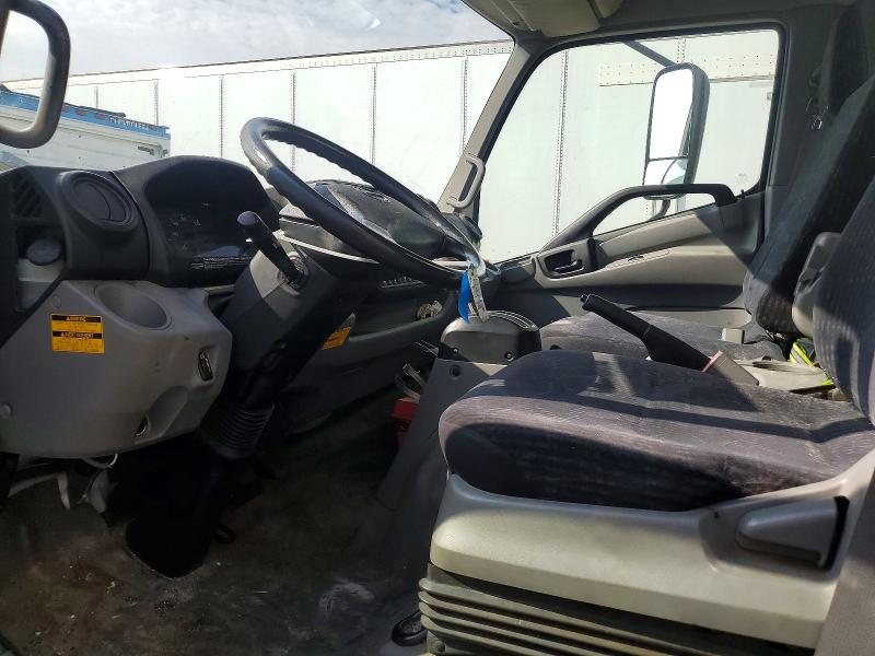 2015 Hino All other VIN JHHSDM2H1FK002972 COPART salvage auction — MINOR DENT/SCRATCHES, CT, sold $3,150 on 2026-07-20 (photo 7)