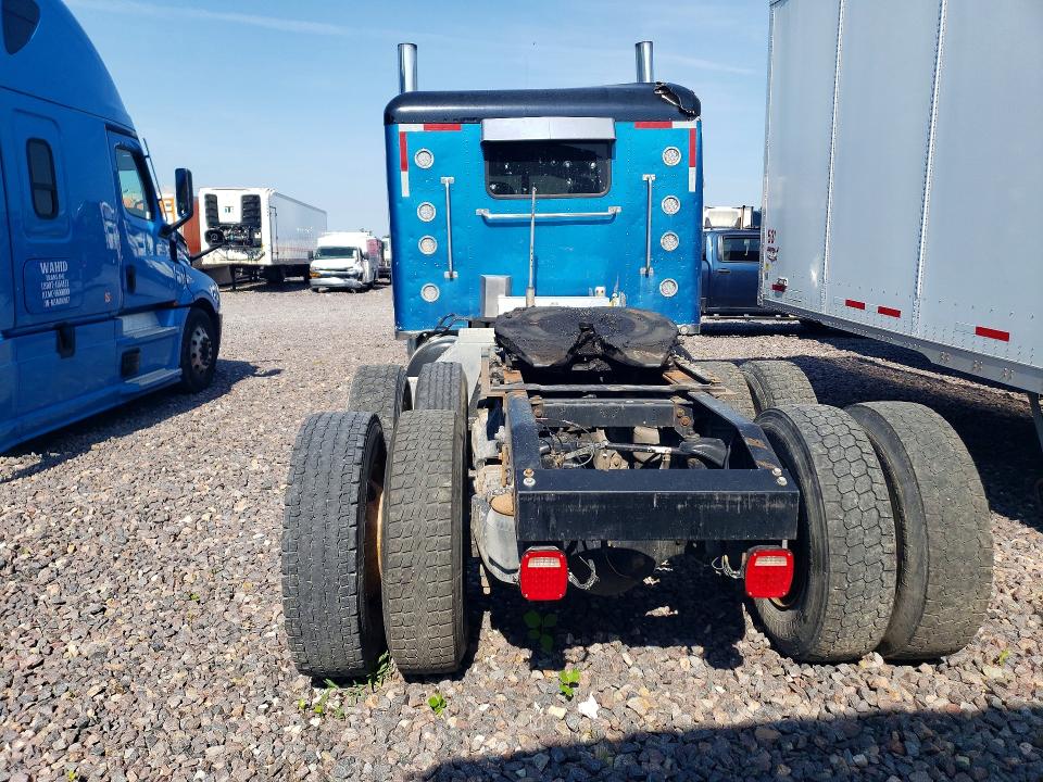 1996 Peterbilt All other VIN 1XP5D69X0TN419985 COPART salvage auction — ROLLOVER, IA - CERT OF TITLE-SALVAGE TITLE, sold $7,200 on 2026-08-13 (photo 6)