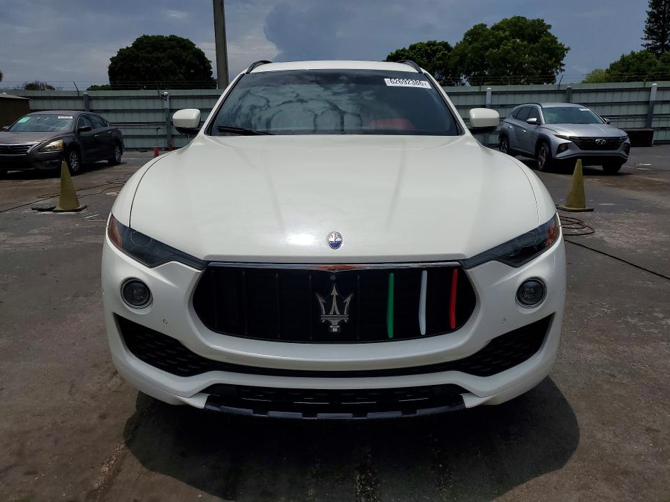 2018 Maserati All other VIN ZN661YUS0JX284352 COPART salvage auction — MINOR DENT/SCRATCHES, Fl - Cert Of Title-Rebuilt, sold $3,900 on 2026-08-04 (photo 5)