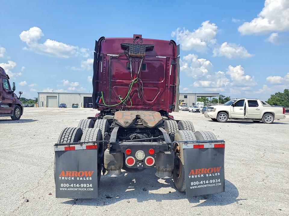 2016 Freightliner All other VIN 3AKJGLDV2GSGU6043 COPART salvage auction — MECHANICAL, KS - CERTIFICATE OF TITLE, sold $4,050 on 2026-08-14 (photo 6)