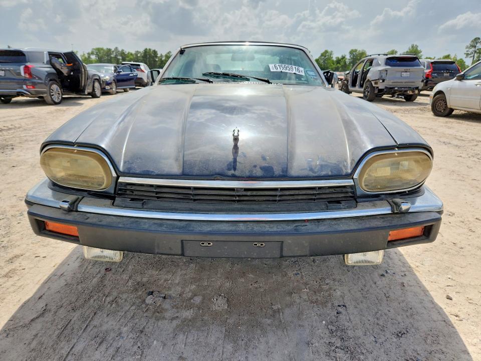 1992 Jaguar Xjs VIN SAJNW4845NC180392 COPART salvage auction — ROOF, Tx - Certificate Of Title, sold $125 on 2026-07-21 (photo 5)