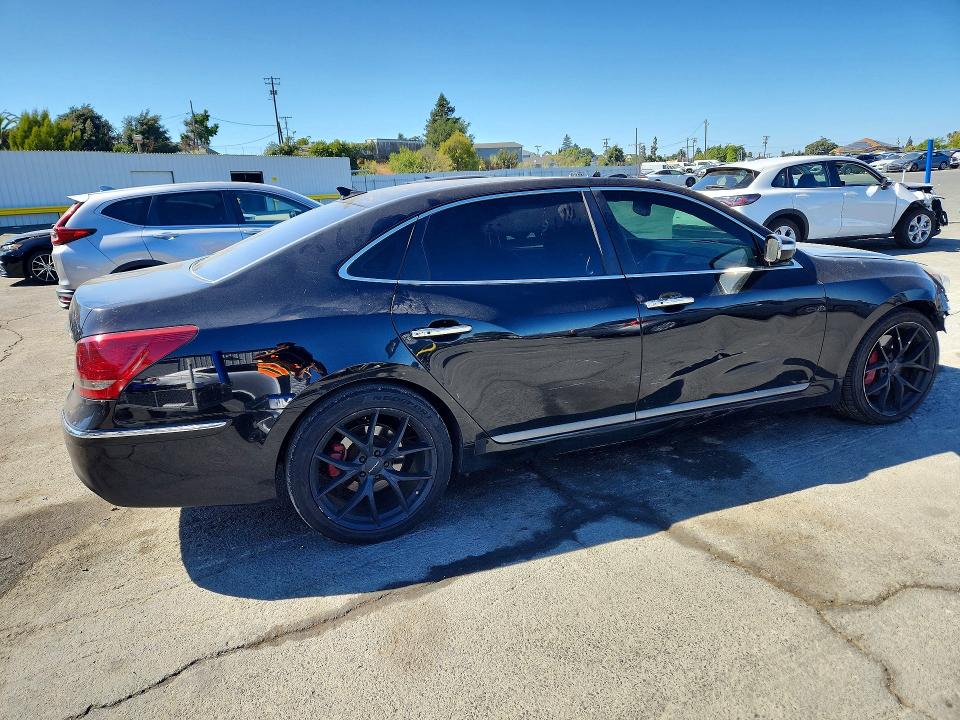 2013 Hyundai Equus VIN KMHGH4JH2DU064344 COPART salvage auction — FRONT END, Ca - Dis/Dlr/Exp Only Clean Title, sold $325 on 2026-07-31 (photo 3)