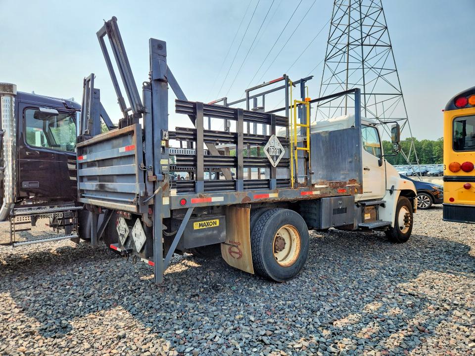 2008 Hino All other VIN 5PVNV8JT182S50913 COPART salvage auction — MINOR DENT/SCRATCHES, NJ - CERTIFICATE OF TITLE, sold $150 on 2026-07-16 (photo 3)