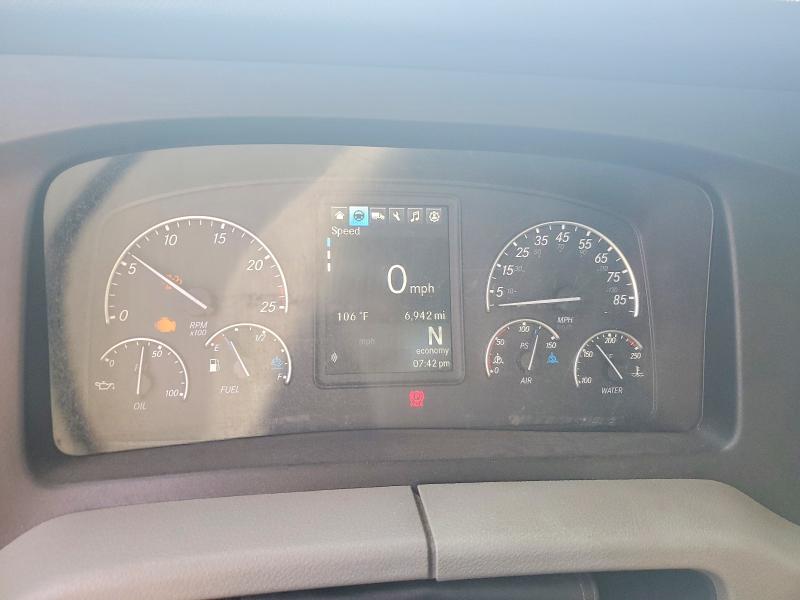 2022 Freightliner All other VIN 3AKJHLDVXNSMS8875 COPART salvage auction — NORMAL WEAR, PA - RECONSTRUCTED CLEAN, sold $49,250 on 2026-07-14 (photo 8)