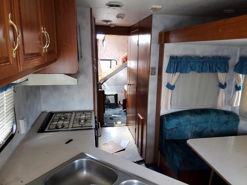 1996 Coachmen All models VIN 1TC2B5668T1003937 COPART salvage auction — ROOF, ND - SALVAGE PREVIOUSLY BRANDED, sold $30 on 2026-07-30 (photo 6)
