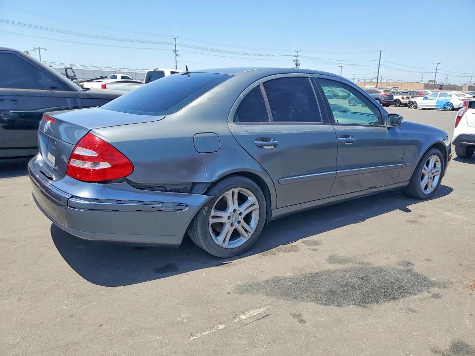 2006 Mercedes-benz E-class VIN WDBUF56J66A911299 COPART salvage auction — REAR END, DV, sold $700 on 2026-08-17 (photo 3)
