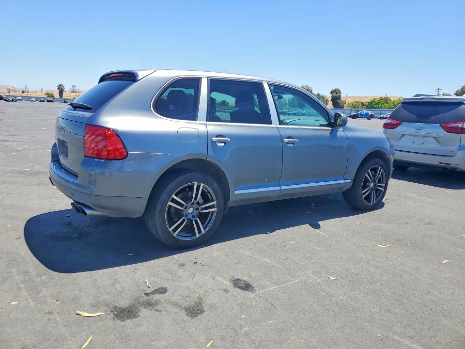 2005 Porsche Cayenne VIN WP1AB29P15LA62862 COPART salvage auction — MECHANICAL, CA - DIS/DLR/EXP ONLY CLEAN TITLE, sold $200 on 2026-07-29 (photo 3)