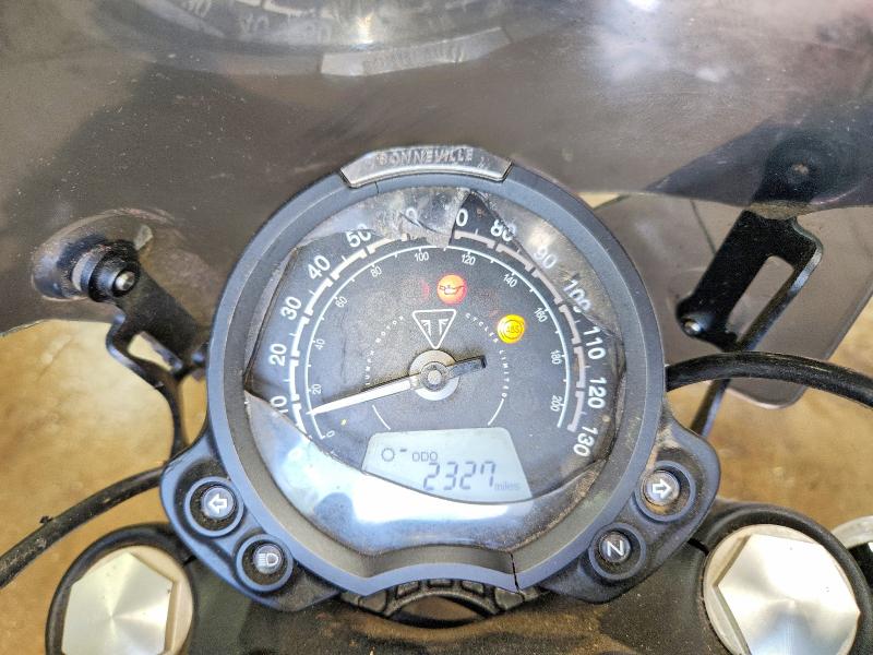 2024 Triumph motorcycle Bonneville VIN SMTD53HL8RTBT2779 COPART salvage auction — ALL OVER, OH - CERT OF TITLE-SALVAGE (P), sold $1,100 on 2026-07-27 (photo 7)