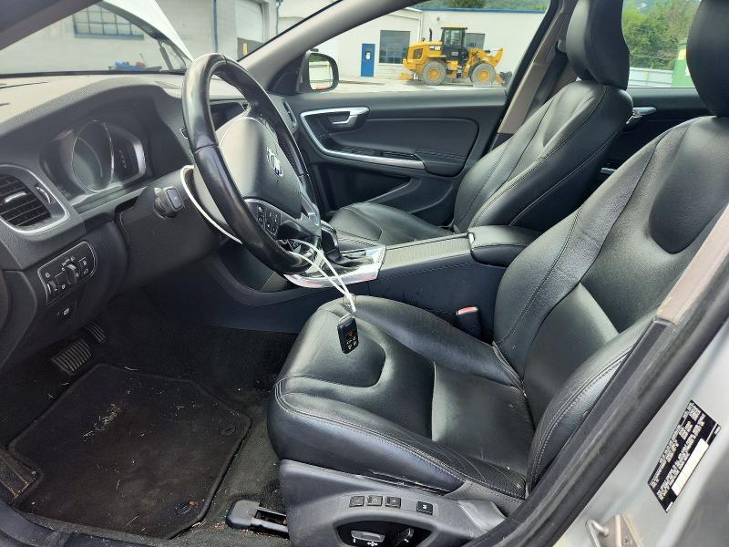 2015 Volvo V60 VIN YV140MEM0F1260657 COPART salvage auction — MECHANICAL, Pa - Cert Of Title, sold $1,000 on 2026-08-04 (photo 7)