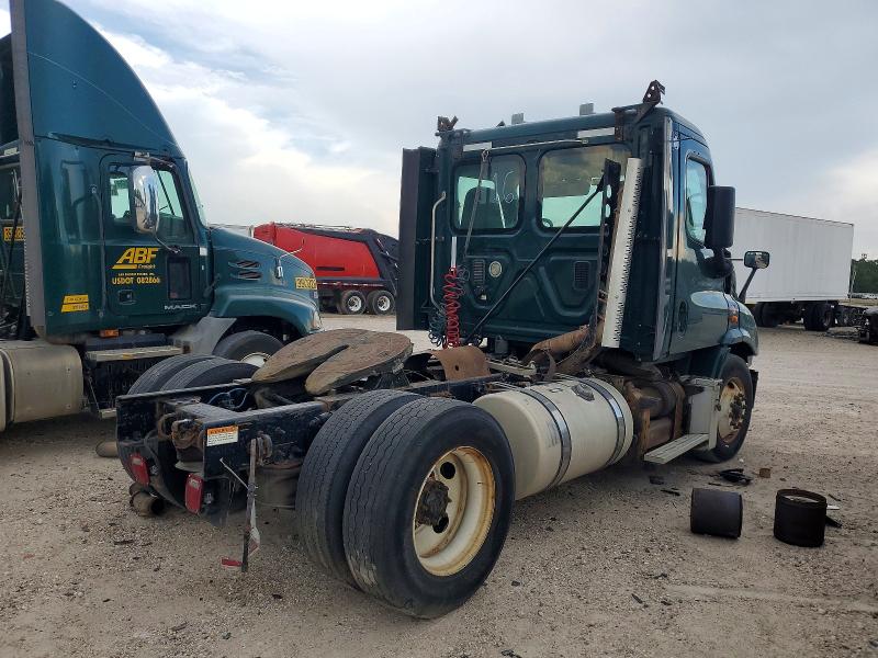 2016 Freightliner All other VIN 3AKBGADV9GDHE0204 COPART salvage auction — REAR END, IN - CERTIFICATE OF TITLE, sold $2,500 on 2026-07-31 (photo 4)