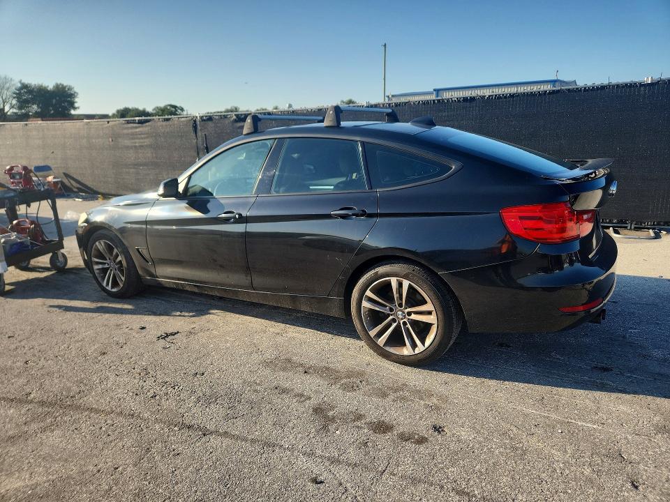 2015 BMW 3 series VIN WBA3X5C59FD559901 COPART salvage auction — MINOR DENT/SCRATCHES, RT, sold $15 on 2026-07-28 (photo 2)