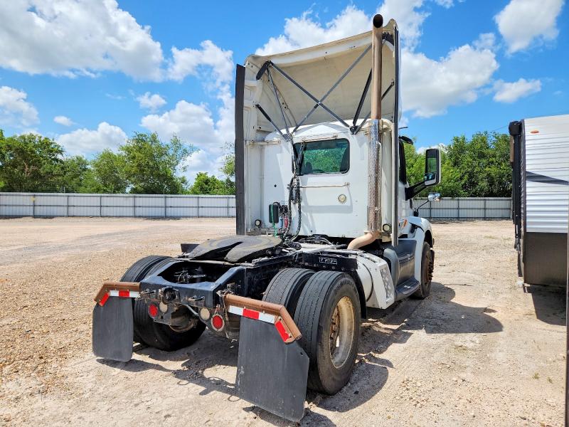 2018 Peterbilt All other VIN 1XPBA48X0JD477891 COPART salvage auction — NORMAL WEAR, IN - CERTIFICATE OF TITLE, sold $6,400 on 2026-07-09 (photo 4)