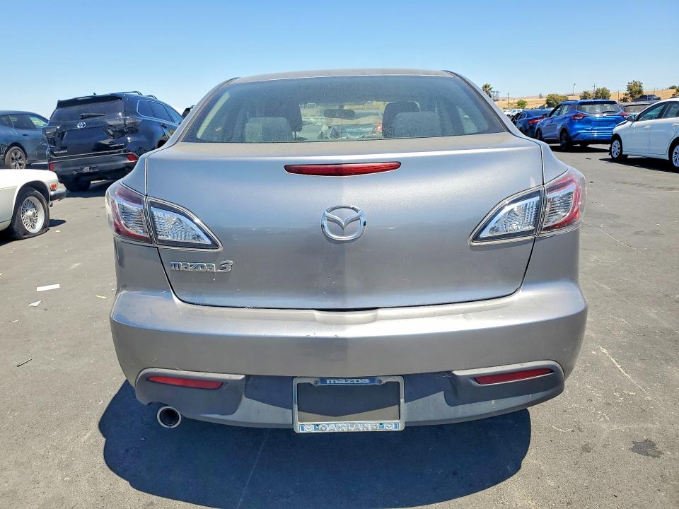 2011 Mazda 3 VIN JM1BL1VG3B1416150 COPART salvage auction — SIDE, Ca - Salvage Certificate, sold $1,400 on 2026-07-22 (photo 6)