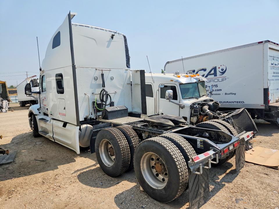 2024 Peterbilt All other VIN 1XPBD49X1RD638508 COPART salvage auction — SIDE, ST, sold $30,500 on 2026-08-06 (photo 2)