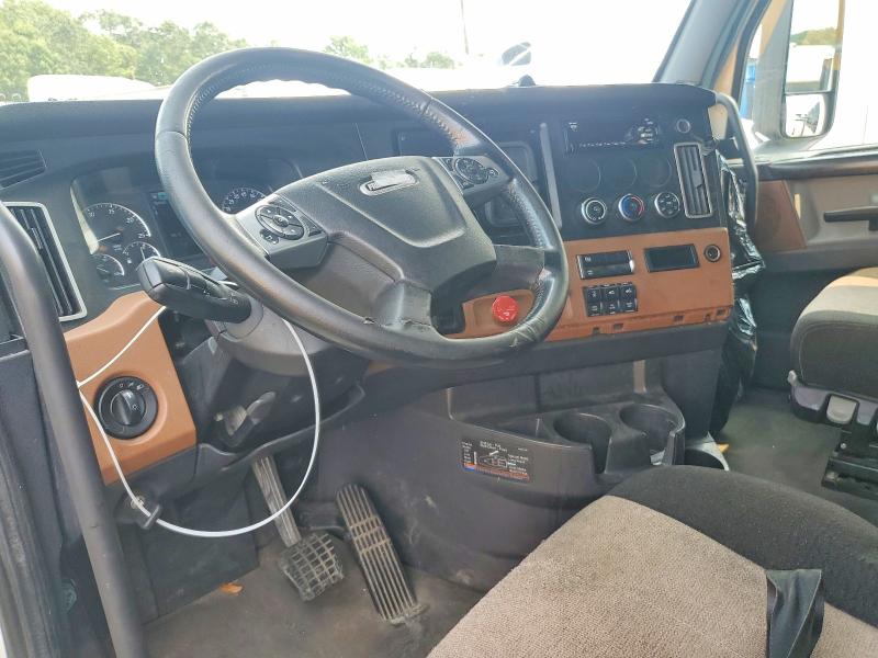 2019 Freightliner All other VIN 3AKJHHDR4KSKY1058 COPART salvage auction — MINOR DENT/SCRATCHES, NJ - CERTIFICATE OF TITLE, sold $700 on 2026-07-28 (photo 8)
