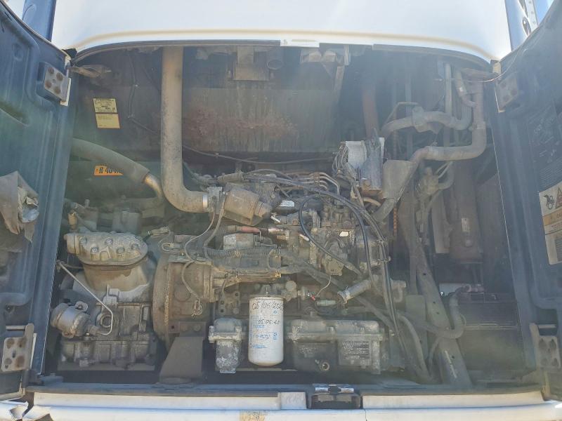 2008 Utility trailer manufacture Reefer VIN 1UYVS25318U314616 COPART salvage auction — FRONT END, CA - DIS/DLR/EXP ONLY CLEAN TITLE, sold $1,750 on 2026-07-28 (photo 9)